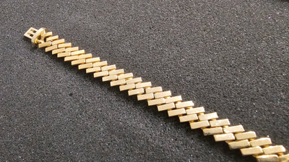 Mens Prong Style Bracelet