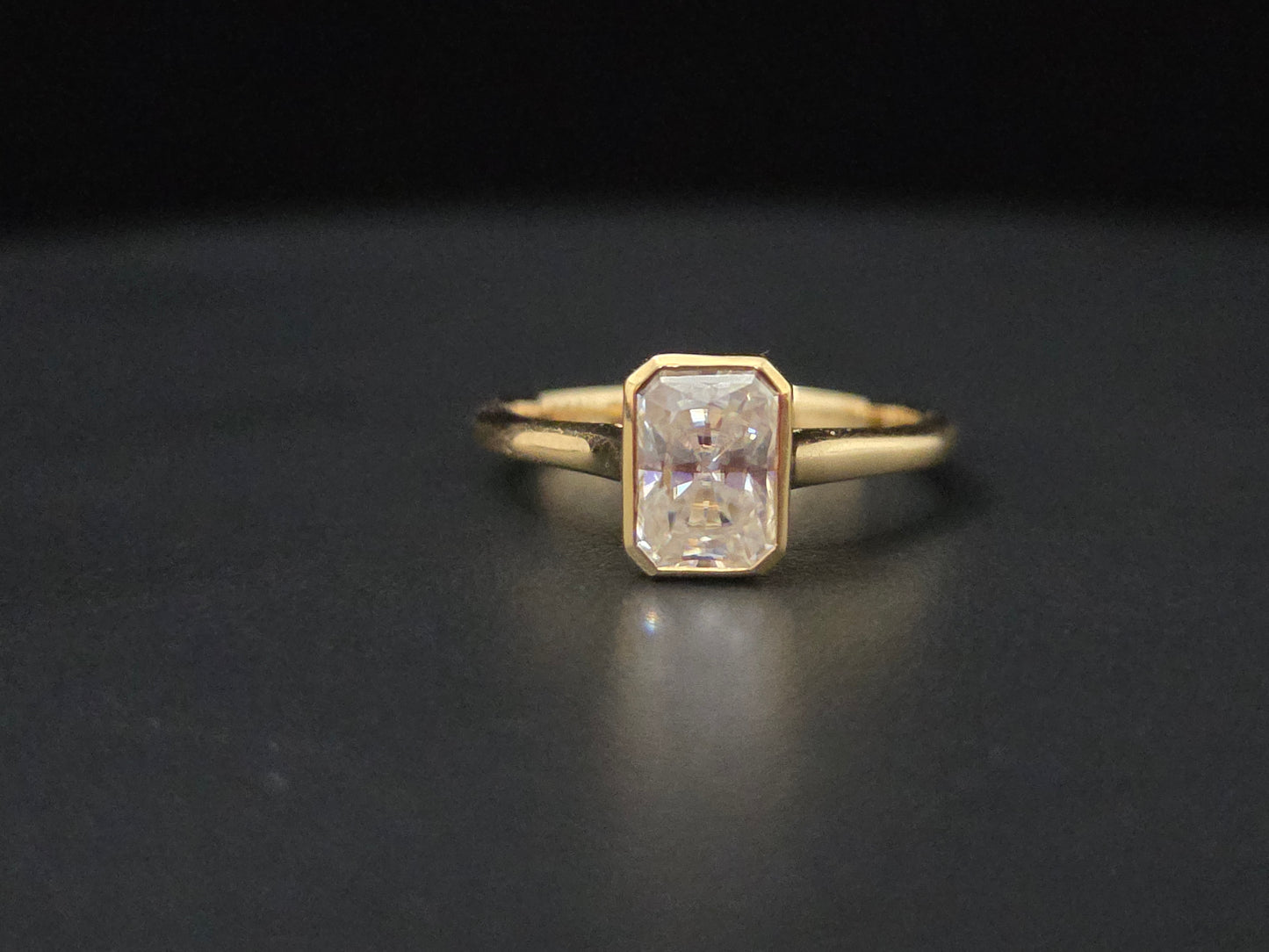 WOMENS RADIANT RING