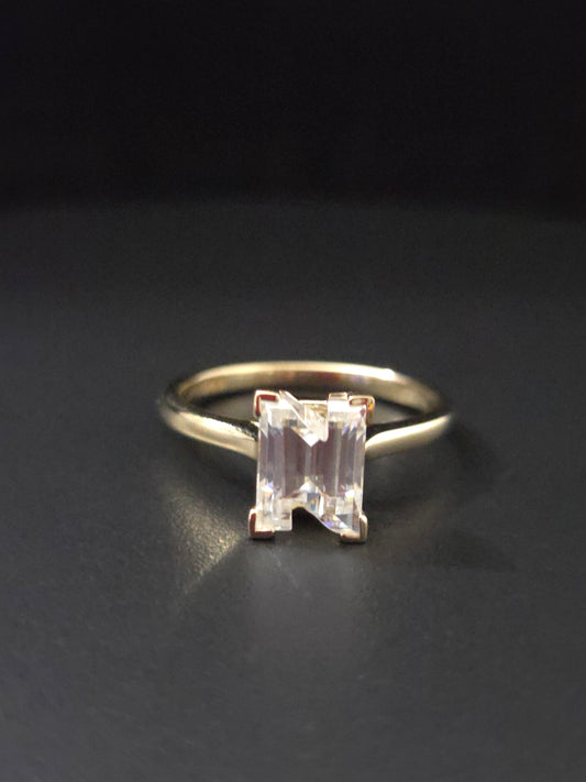 WOMENS N SHAPE RING